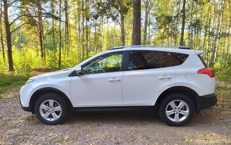 Toyota RAV4, 2014 год, 2 540 000 рублей, 5 фотография