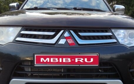 Mitsubishi L200 IV рестайлинг, 2014 год, 1 757 000 рублей, 4 фотография