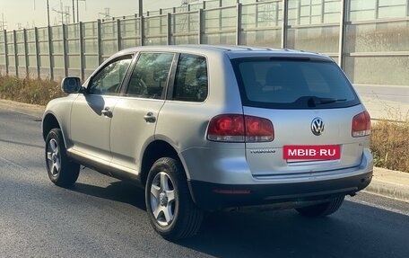 Volkswagen Touareg III, 2005 год, 800 000 рублей, 4 фотография