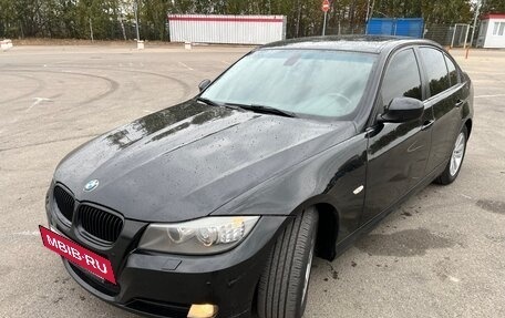 BMW 3 серия, 2011 год, 1 010 000 рублей, 3 фотография