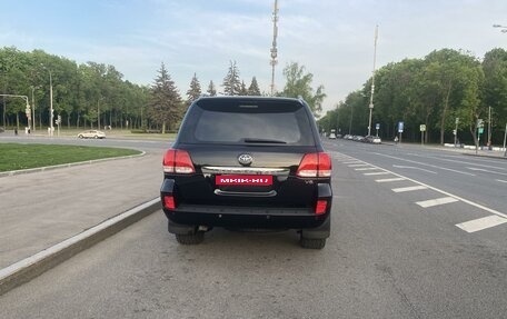 Toyota Land Cruiser 200, 2011 год, 6 000 000 рублей, 4 фотография