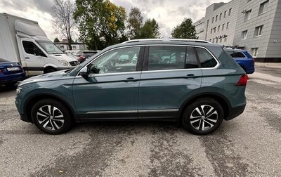 Volkswagen Tiguan II, 2019 год, 2 300 000 рублей, 1 фотография