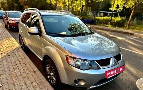 Mitsubishi Outlander III рестайлинг 3, 2008 год, 1 150 000 рублей, 2 фотография