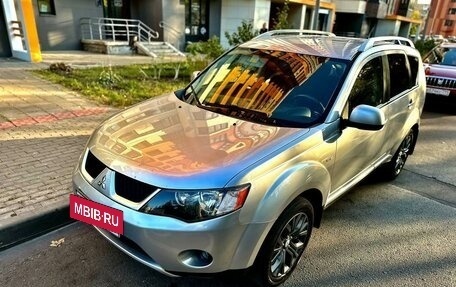 Mitsubishi Outlander III рестайлинг 3, 2008 год, 1 150 000 рублей, 12 фотография