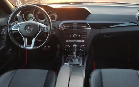 Mercedes-Benz C-Класс, 2011 год, 1 850 000 рублей, 9 фотография