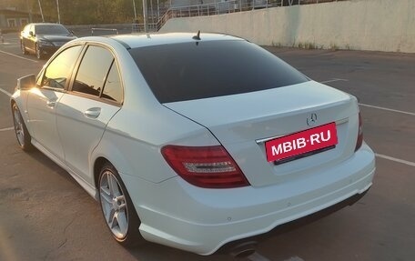 Mercedes-Benz C-Класс, 2011 год, 1 850 000 рублей, 4 фотография