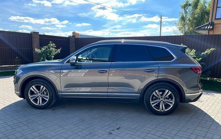 Volkswagen Touareg III, 2019 год, 5 950 000 рублей, 4 фотография