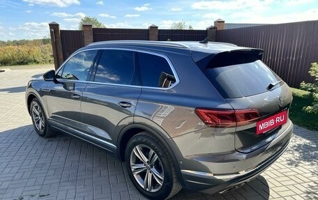 Volkswagen Touareg III, 2019 год, 5 950 000 рублей, 5 фотография