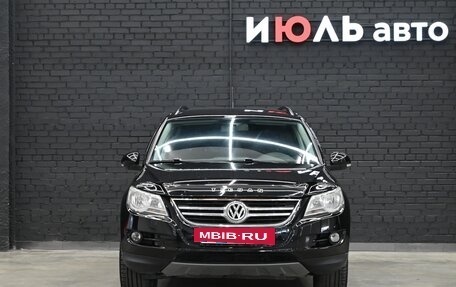 Volkswagen Tiguan I, 2010 год, 1 300 000 рублей, 2 фотография