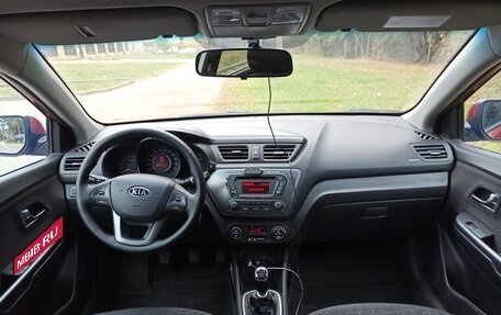 KIA Rio III рестайлинг, 2012 год, 920 000 рублей, 1 фотография