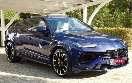 Lamborghini Urus I, 2024 год, 42 000 000 рублей, 4 фотография