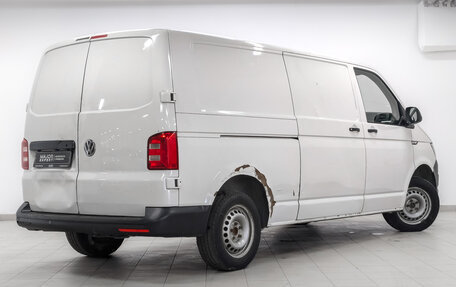 Volkswagen Transporter T6 рестайлинг, 2019 год, 1 570 000 рублей, 5 фотография