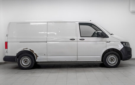 Volkswagen Transporter T6 рестайлинг, 2019 год, 1 570 000 рублей, 4 фотография