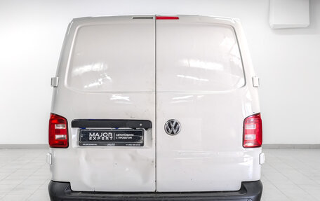 Volkswagen Transporter T6 рестайлинг, 2019 год, 1 570 000 рублей, 7 фотография