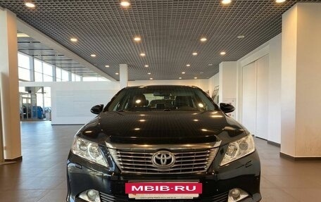 Toyota Camry, 2014 год, 1 850 000 рублей, 8 фотография