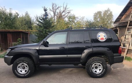 Toyota Land Cruiser 100 рестайлинг 2, 2001 год, 2 180 000 рублей, 4 фотография