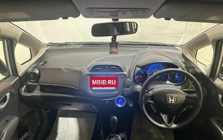 Honda Fit Shuttle I рестайлинг, 2012 год, 1 100 000 рублей, 22 фотография