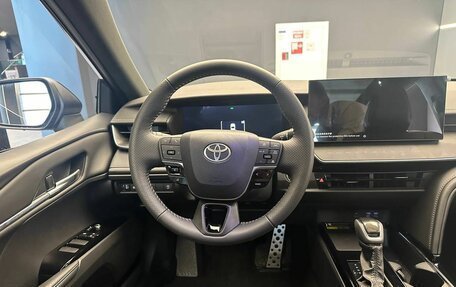 Toyota Camry, 2024 год, 4 750 000 рублей, 8 фотография