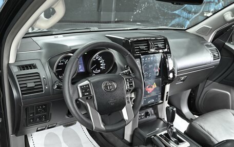 Toyota Land Cruiser Prado 150 рестайлинг 2, 2012 год, 2 895 000 рублей, 7 фотография