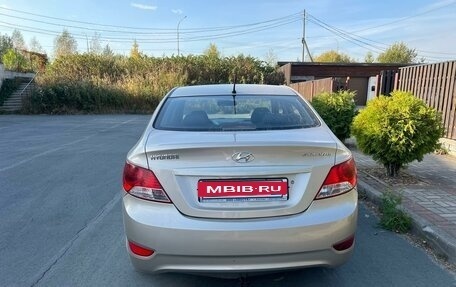 Hyundai Solaris II рестайлинг, 2011 год, 849 000 рублей, 9 фотография