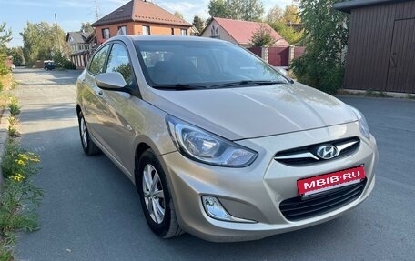 Hyundai Solaris II рестайлинг, 2011 год, 849 000 рублей, 12 фотография