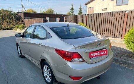 Hyundai Solaris II рестайлинг, 2011 год, 849 000 рублей, 8 фотография