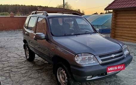 Chevrolet Niva I рестайлинг, 2008 год, 675 000 рублей, 2 фотография