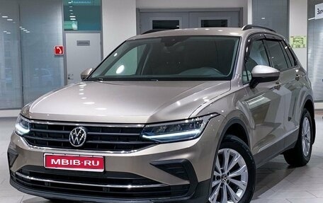 Volkswagen Tiguan II, 2021 год, 3 177 000 рублей, 1 фотография