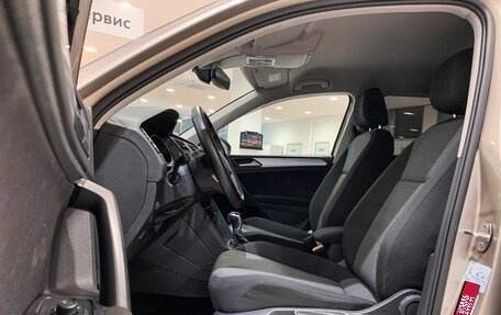 Volkswagen Tiguan II, 2021 год, 3 177 000 рублей, 18 фотография