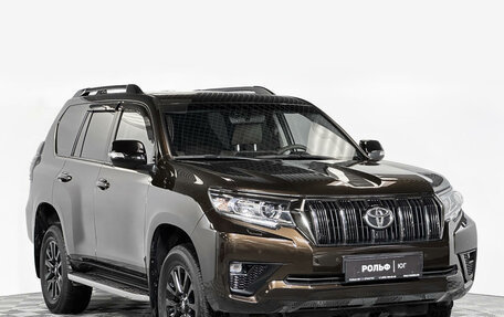 Toyota Land Cruiser Prado 150 рестайлинг 2, 2021 год, 7 355 000 рублей, 3 фотография