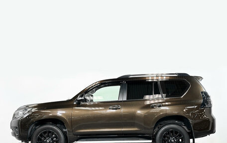 Toyota Land Cruiser Prado 150 рестайлинг 2, 2021 год, 7 355 000 рублей, 7 фотография