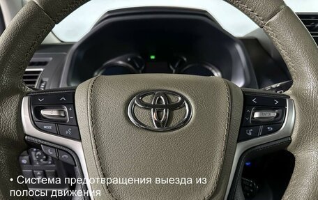 Toyota Land Cruiser Prado 150 рестайлинг 2, 2021 год, 7 355 000 рублей, 17 фотография