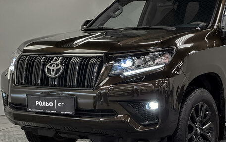 Toyota Land Cruiser Prado 150 рестайлинг 2, 2021 год, 7 355 000 рублей, 28 фотография