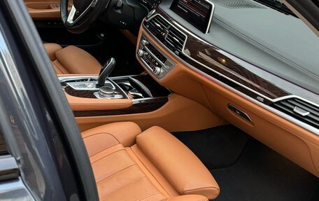 BMW 7 серия, 2019 год, 6 950 000 рублей, 17 фотография