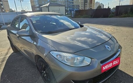 Renault Fluence I, 2011 год, 850 000 рублей, 2 фотография