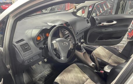 Toyota Auris II, 2008 год, 760 000 рублей, 10 фотография