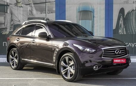 Infiniti QX70, 2015 год, 3 129 000 рублей, 1 фотография