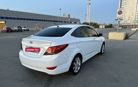 Hyundai Solaris II рестайлинг, 2013 год, 1 100 000 рублей, 4 фотография