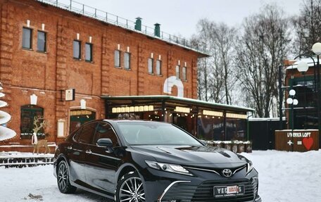 Toyota Camry, 2023 год, 5 000 000 рублей, 3 фотография