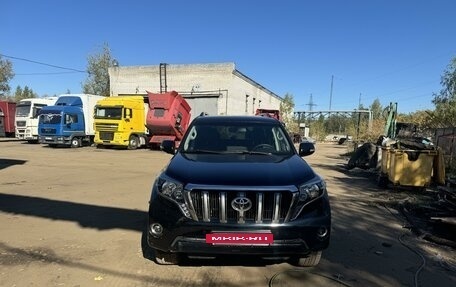 Toyota Land Cruiser Prado 150 рестайлинг 2, 2014 год, 4 000 000 рублей, 2 фотография