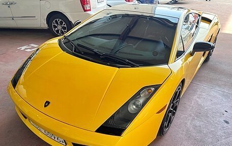 Lamborghini Gallardo I рестайлинг, 2004 год, 8 000 000 рублей, 4 фотография