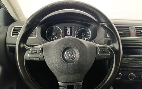 Volkswagen Jetta VI, 2012 год, 1 090 000 рублей, 12 фотография