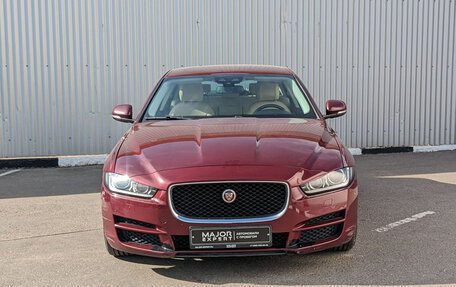 Jaguar XE I рестайлинг, 2015 год, 2 030 000 рублей, 2 фотография