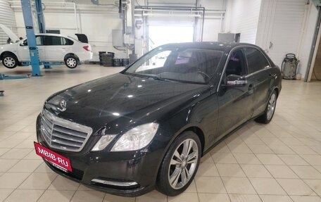 Mercedes-Benz E-Класс, 2013 год, 1 540 000 рублей, 1 фотография