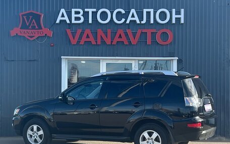 Mitsubishi Outlander III рестайлинг 3, 2010 год, 1 370 000 рублей, 5 фотография