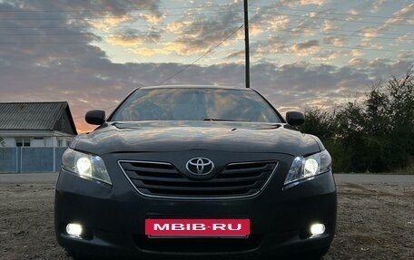 Toyota Camry, 2006 год, 1 230 000 рублей, 2 фотография