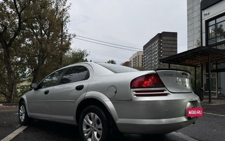 Dodge Stratus II, 2003 год, 260 000 рублей, 4 фотография