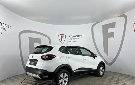 Renault Kaptur I рестайлинг, 2019 год, 1 050 000 рублей, 6 фотография