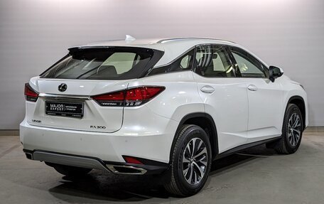 Lexus RX IV рестайлинг, 2022 год, 7 100 000 рублей, 5 фотография