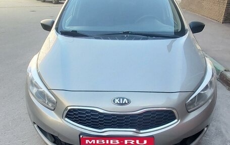 KIA cee'd III, 2014 год, 930 000 рублей, 16 фотография